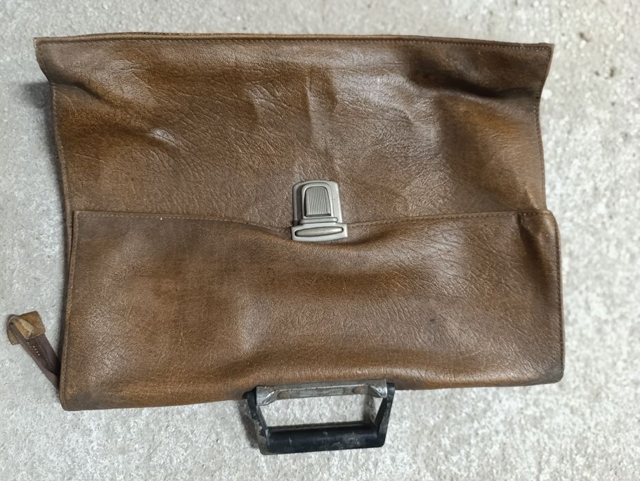 Ретро кожена чанта от СОЦА