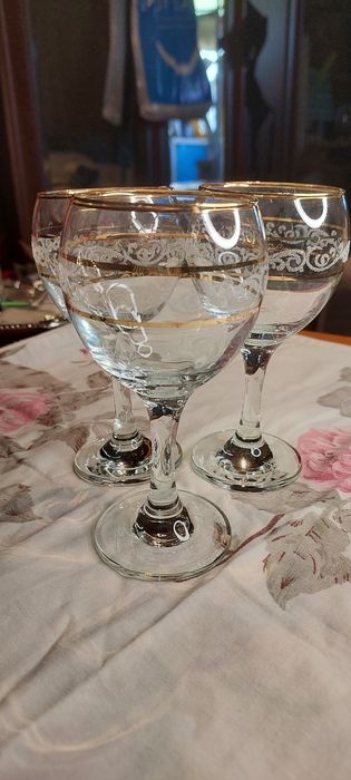 Бокалы для вина (небольшие)