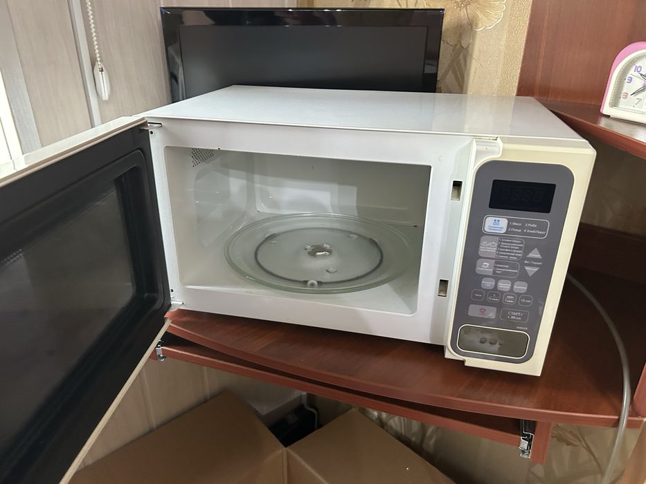 Продаеться микроволновка