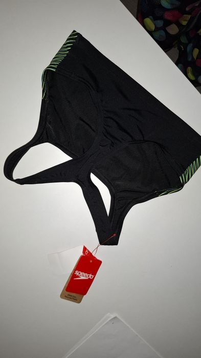 Дамско бюстие (бански) Speedo