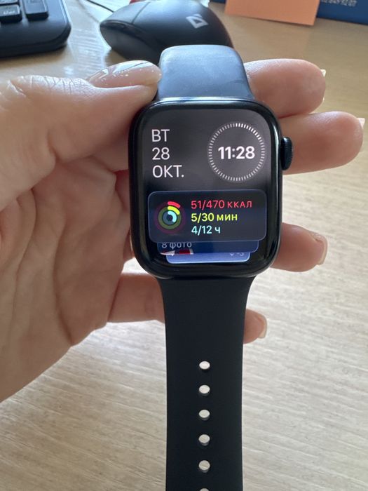 Продам Apple Watch 7, 41мм