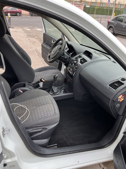 De VANzARE Renault Megane 1,5 motorina