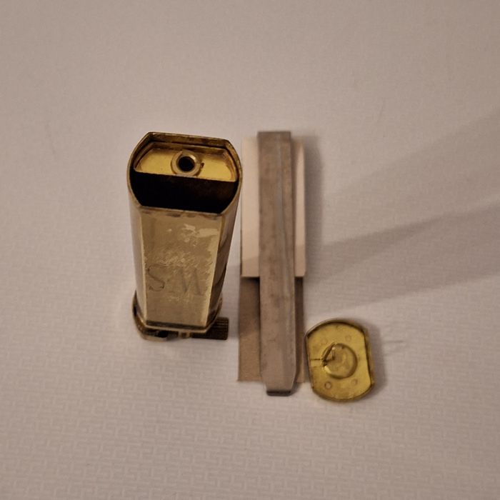 Bricheta de colectie Casablanca Brass