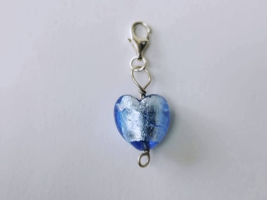 Vechi charm pandantiv argint 925, in forma de inima, din sticla de Murano, albastru deschis