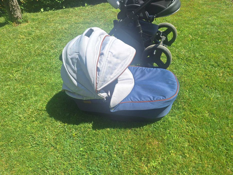 Бебешка количка Bexa