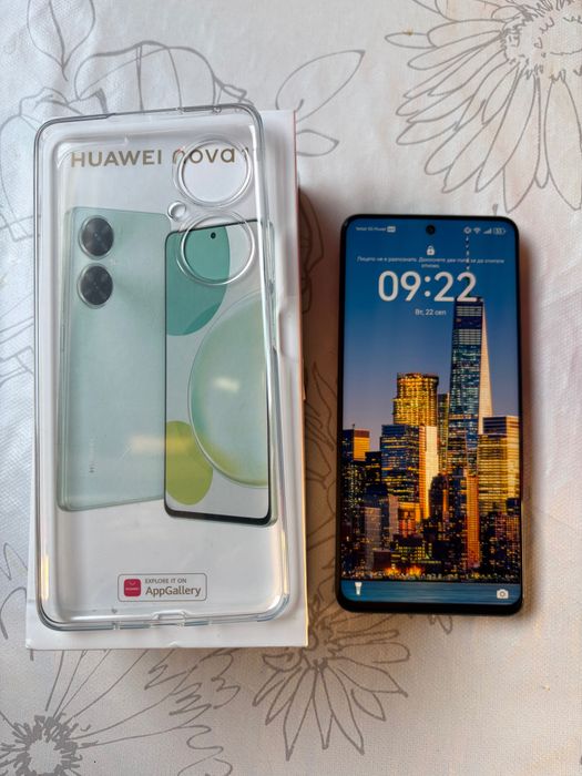 Продавам Huawei Nova 11i