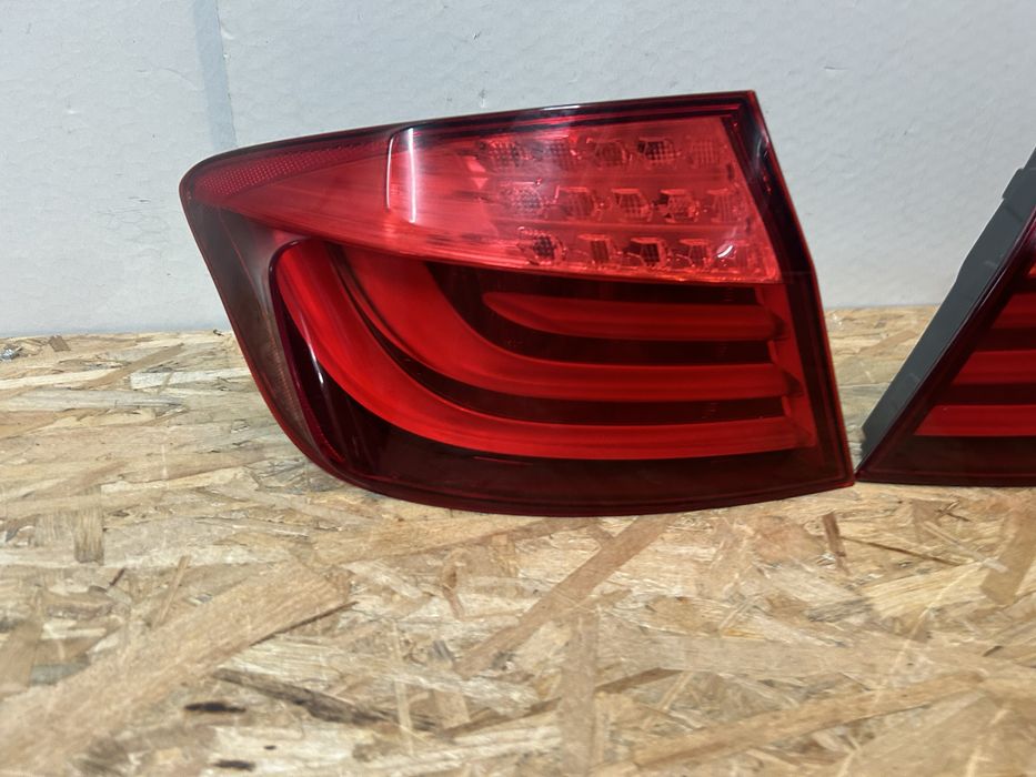 Stop / stopuri BMW F10 seria 5 non lci 2009-2013 stanga / dreapta