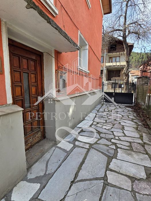 Продава се Етаж от къща в Велинград - 65 кв.м за 432 €/кв.м - Снимка #10