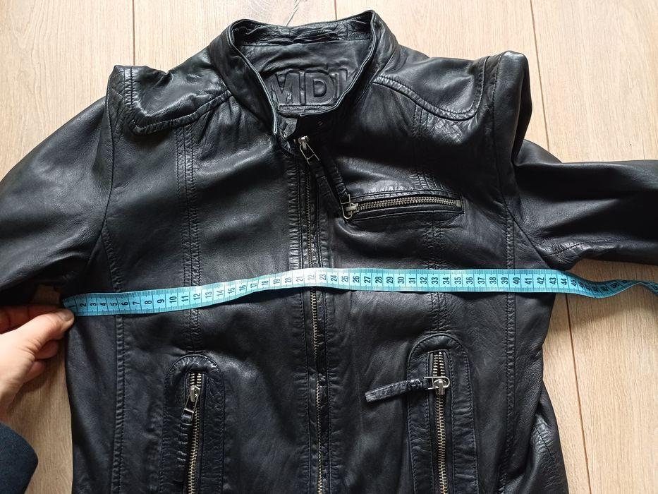 Кожено яке черно