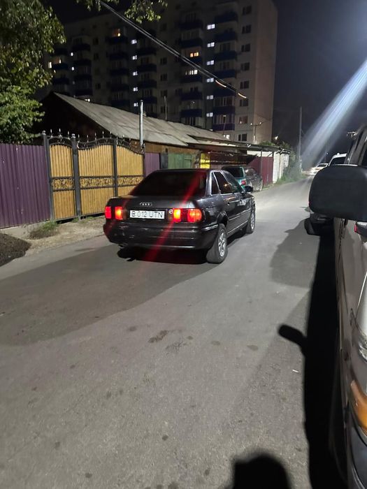 Прадам машина Ауди б 4