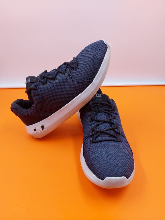 Under Armour номер 44 Оригинални мъжки маратонки