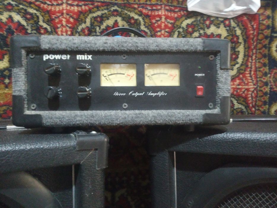 Продам усилитель стерео с колонками