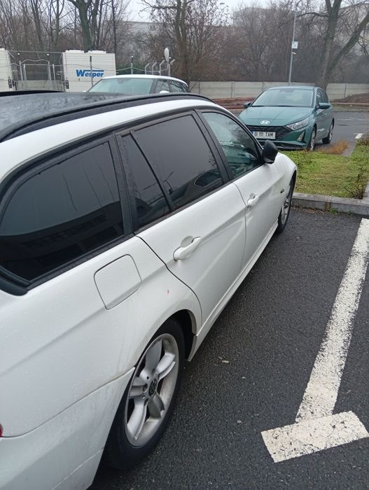 Vând BMW seria 3 preț 4100 discutabil
