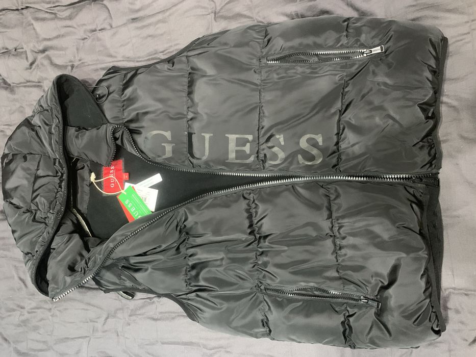 Мъжко елече Guess