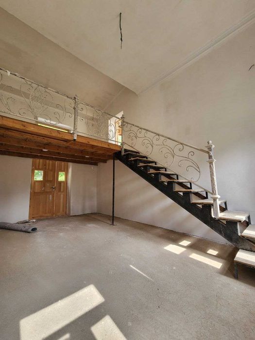 Янгибозор 5 соток земли с 2 студия-домами