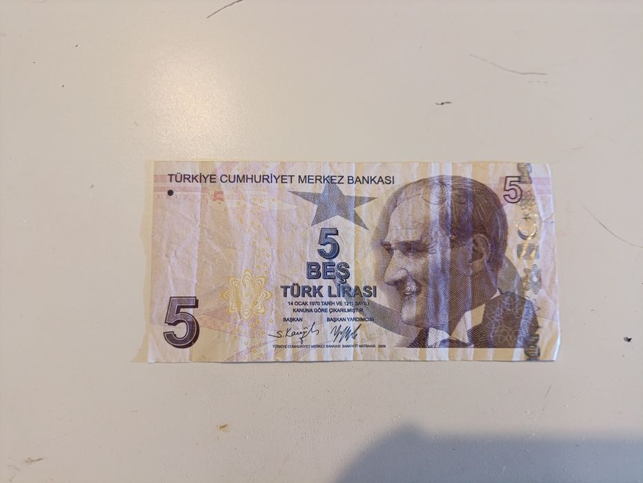 Monede de Colecție Aproximativ 222 Monede și Bancnotă 5 Lire Turcești