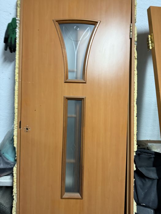 Продам дверь 80 см