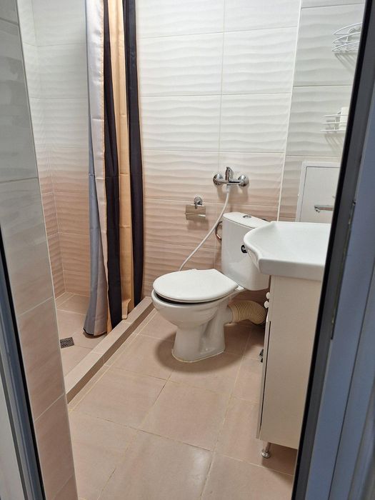 Дава се под наем Тристаен апартамент в Варна, Колхозен пазар - 75 кв.м за 600 € - Снимка #4