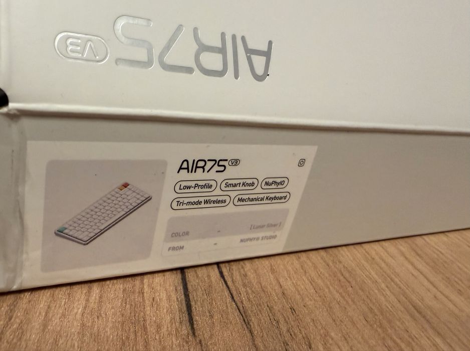 NuPhy Air75 V3 (Red Switches) - Tastatură mecanică low profile