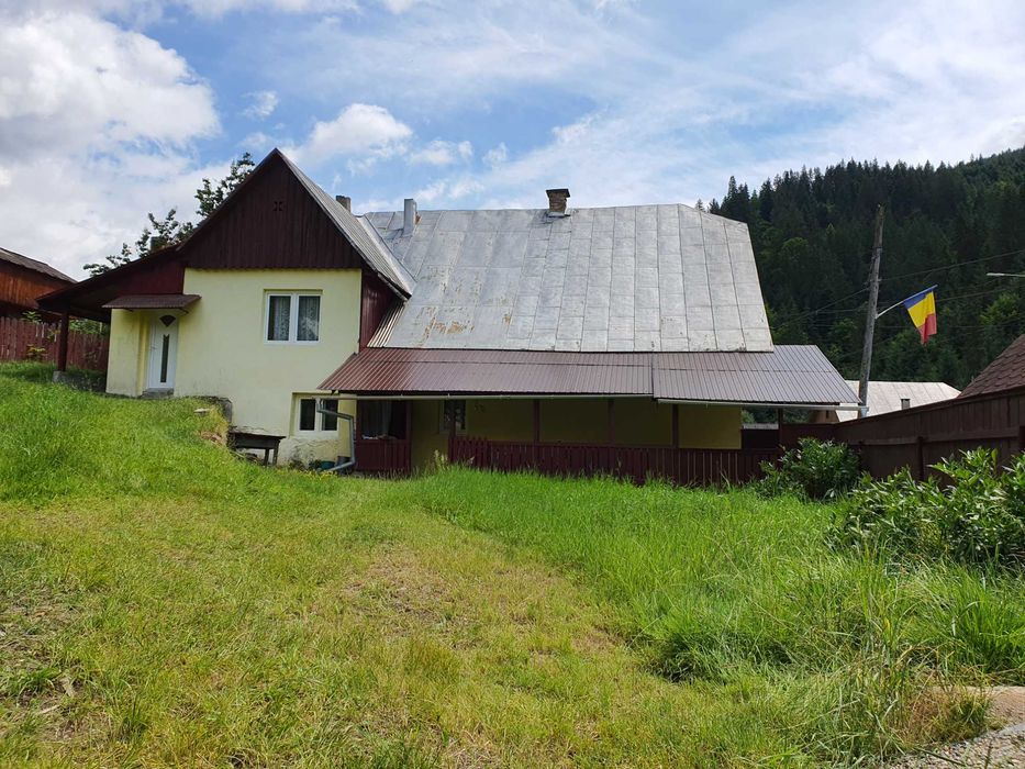 Casă centru Scărișoara