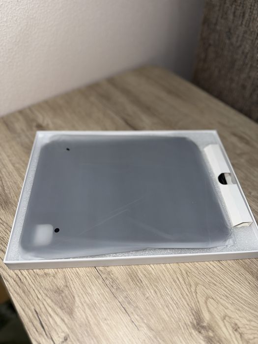 Husa cu tastatura pentru Ipad Air 11”