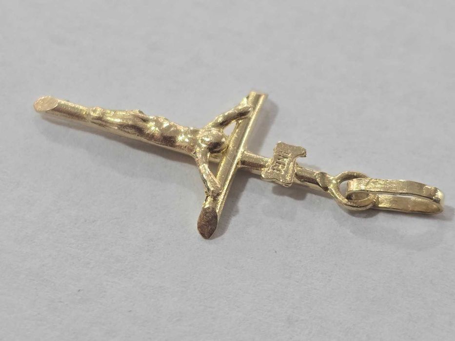 Златно кръстче 14 карата 1гр.