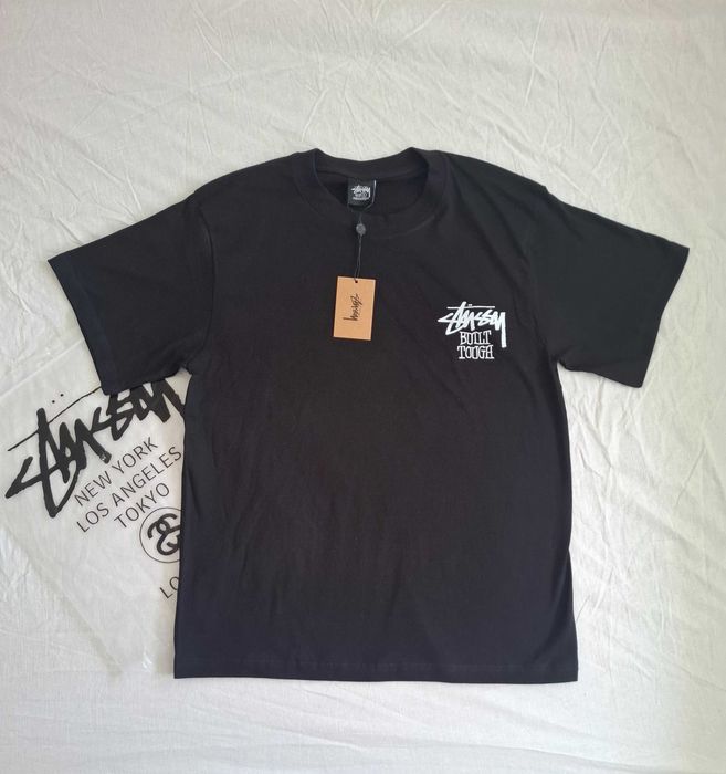 Tricou Stussy.