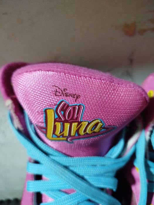 Ролкови кънки за момиче