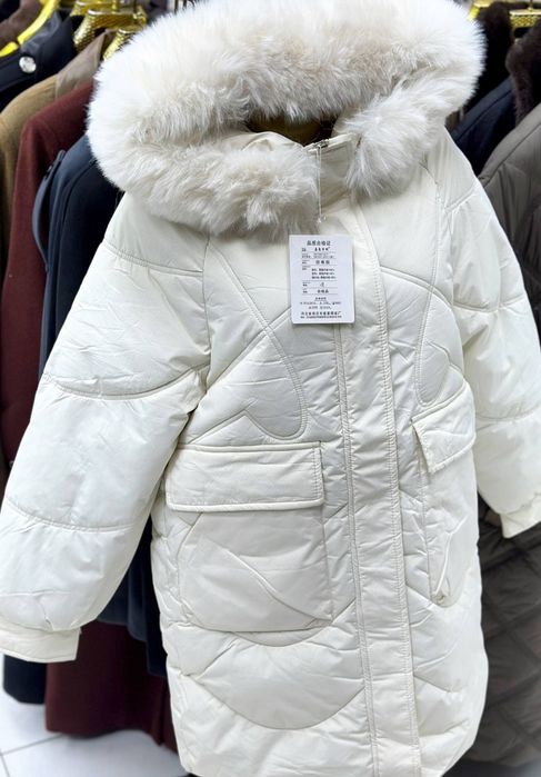 Куртки новые женские