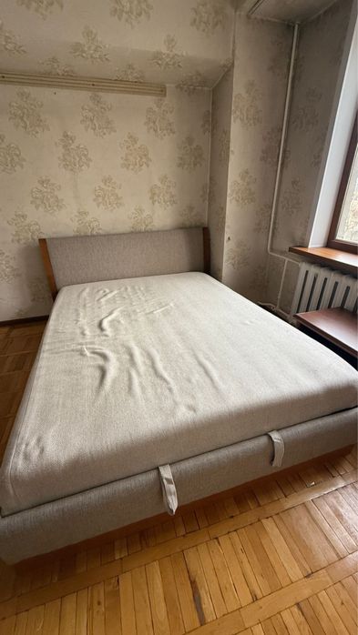 Кровать двухспальная