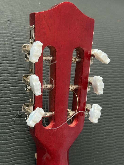 Гитара акустическая