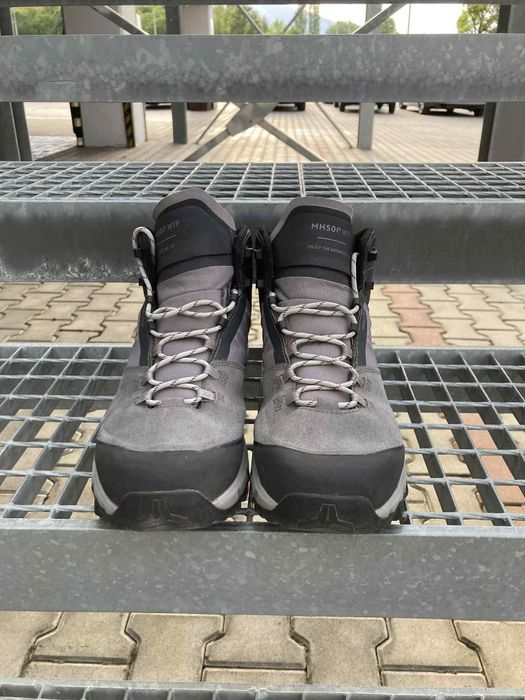 Туристически обувки Quechua n.45 (като нови)