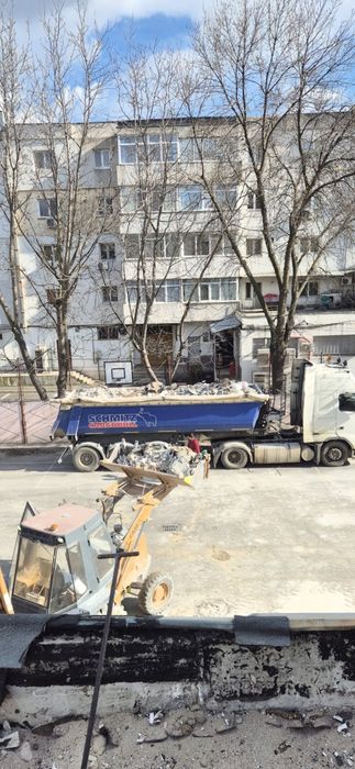 Buldoexcavator de inchiriat