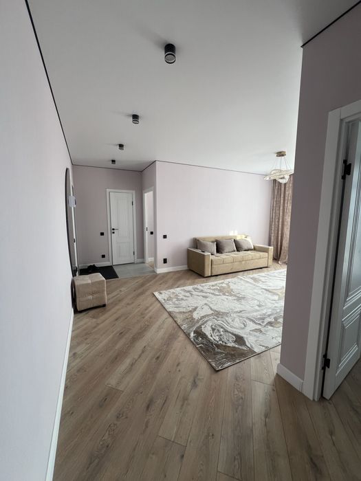 Продантся диван новый