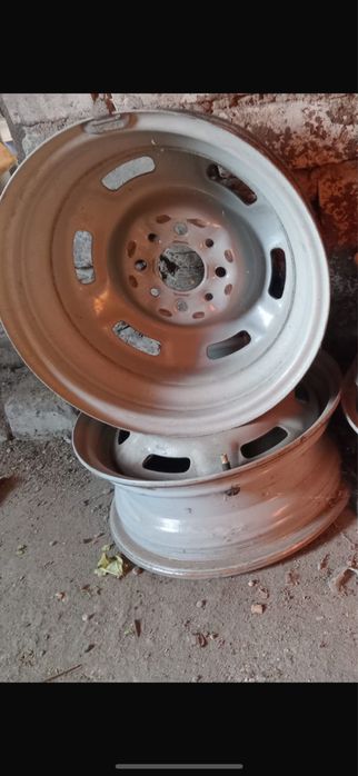Продам диски 13 размер