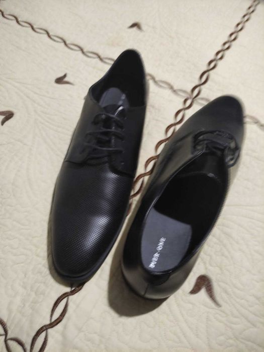 Срочно продам обувь 50-51 р.