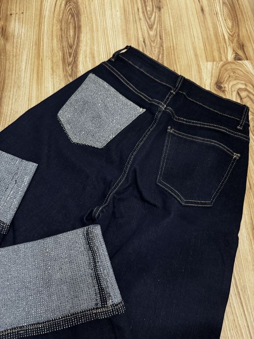 Дамски дънки с камъни