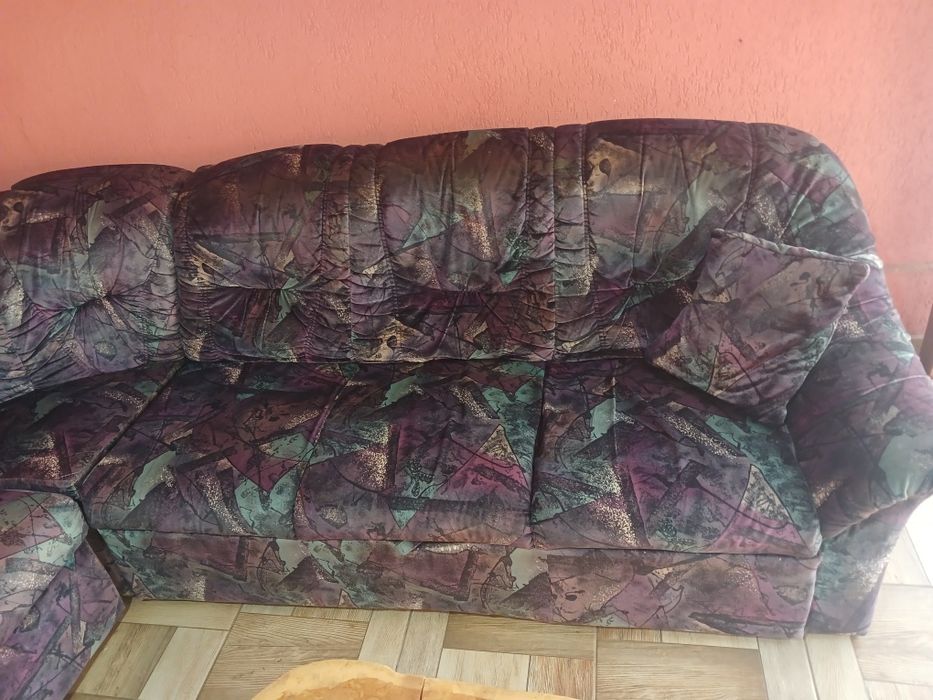 Canapea de vânzare