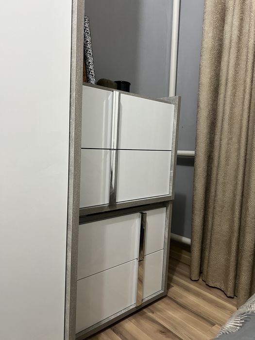 Продам спальный гарнитур