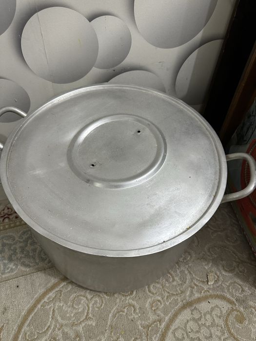 Продам кастрюлю!