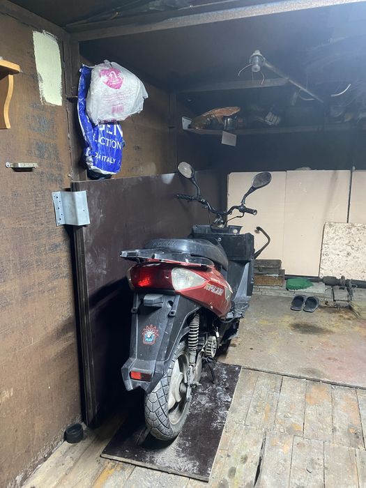 Продам скутер на ходу