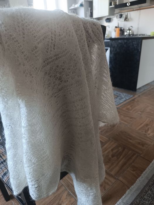 Шаль паутинка продам