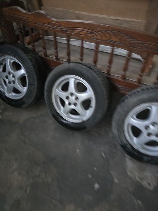 Продаются диски с шинами