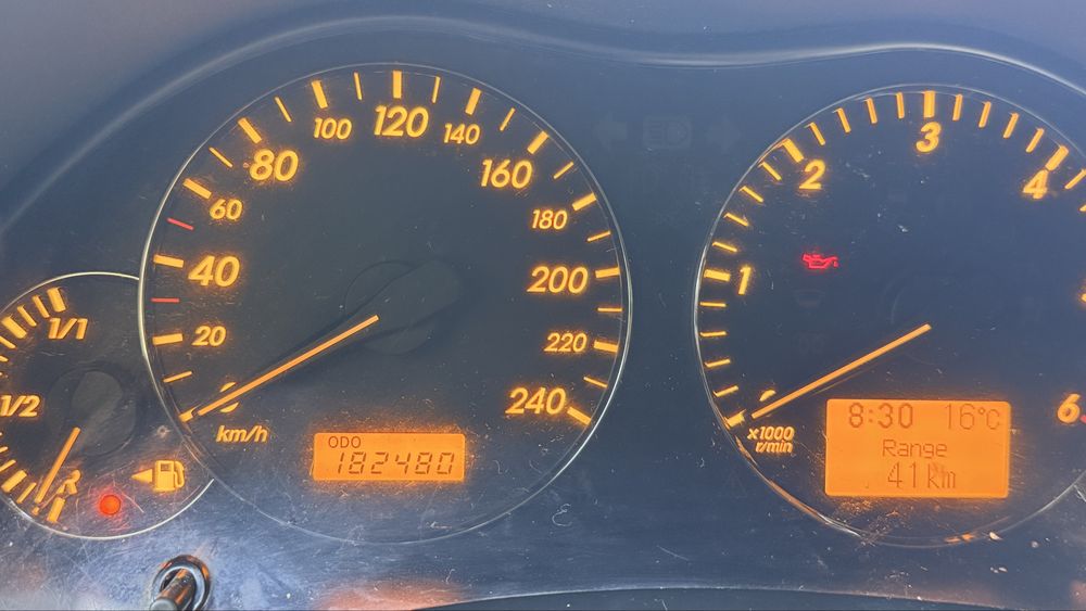 Toyota Avensis 2.2