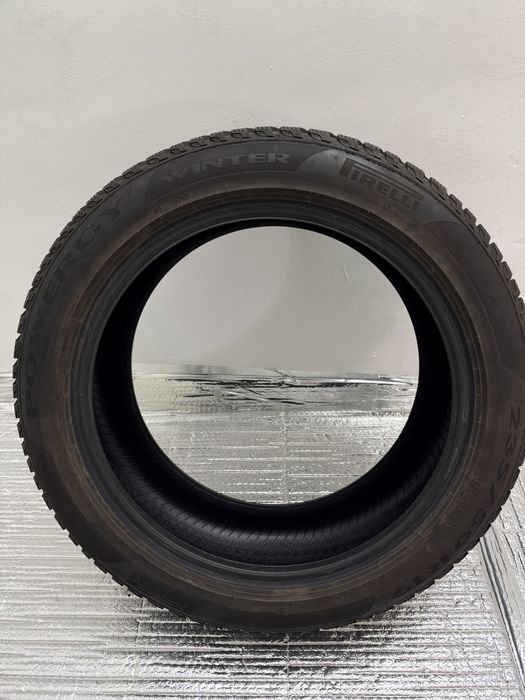 Set 4 Anvelope Iarna 235/50 R19 Pirelli Powergy Winter - DOT 2024 (Ca Noi) Achizitionate Dec 2024