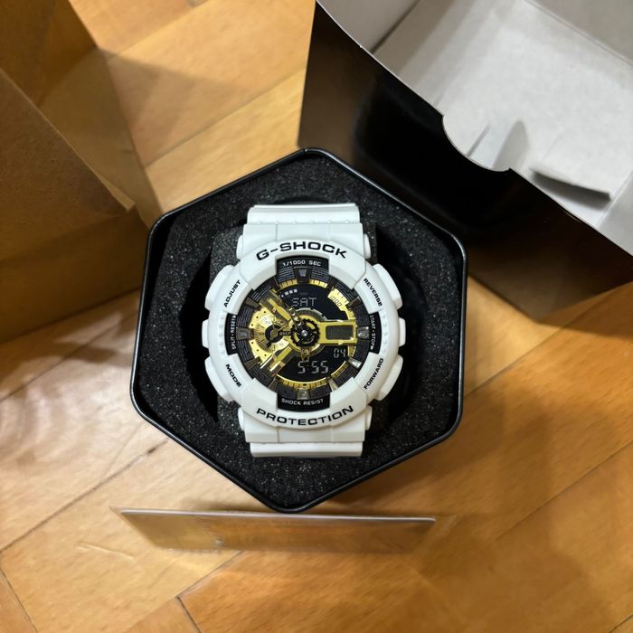 Ceas G Shock Alb Auriu