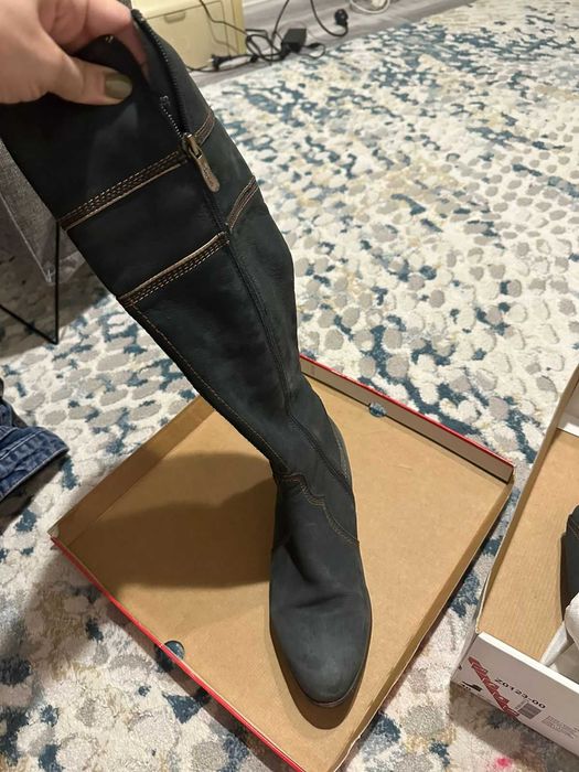 продаю обувь от респект сапожки осенние