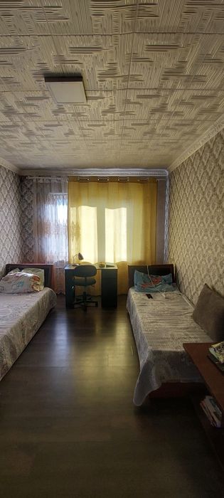 2/4/4. Дом бывшее общежитие, 34 м². Яшнабад р-н, улица Джакурганская.