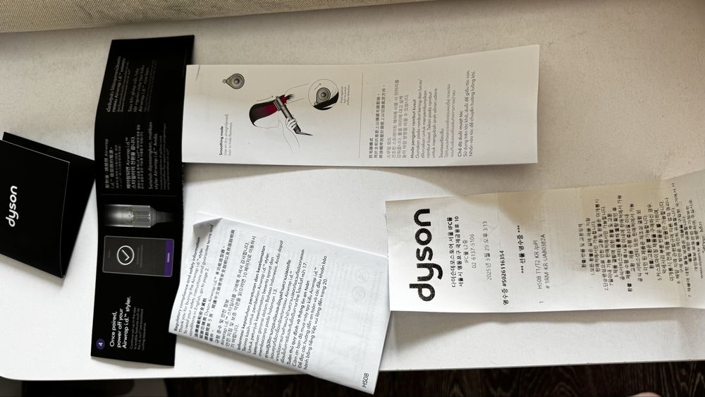 Dyson стайлер продаю