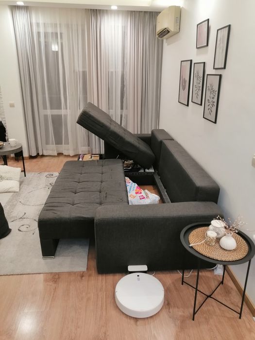 Ъглов  диван с лежанка